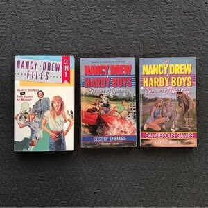 Vintage Carolyn Keene Nancy Drew Files 2 in 1 & Hardy Boys Super Mystery Books
